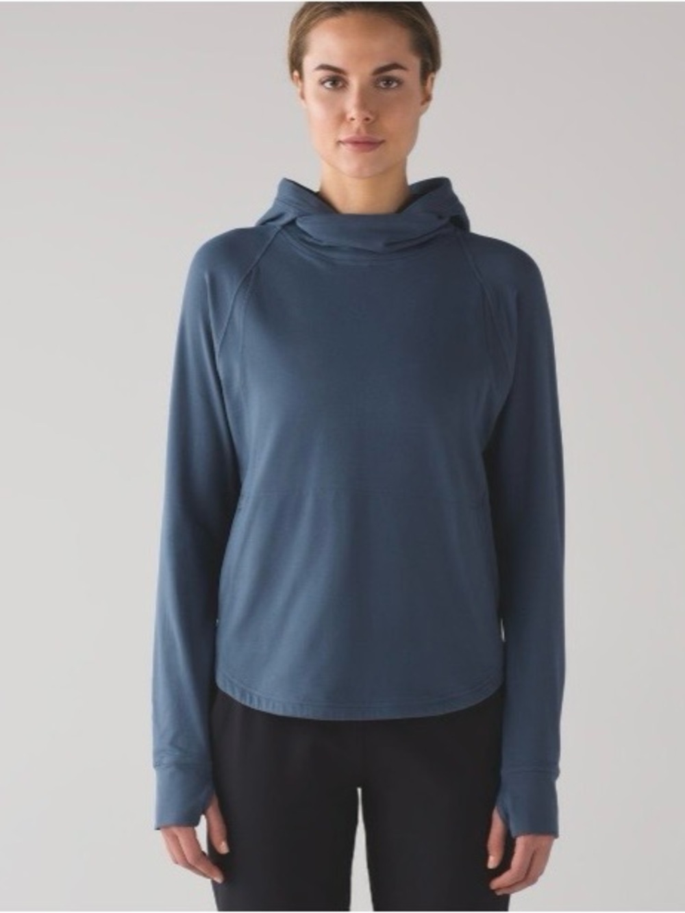 Lululemon - Pick Up The Pace Long
Sleeve - Astro Blue